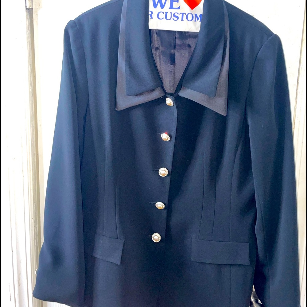Black Blazer with pearls buttons